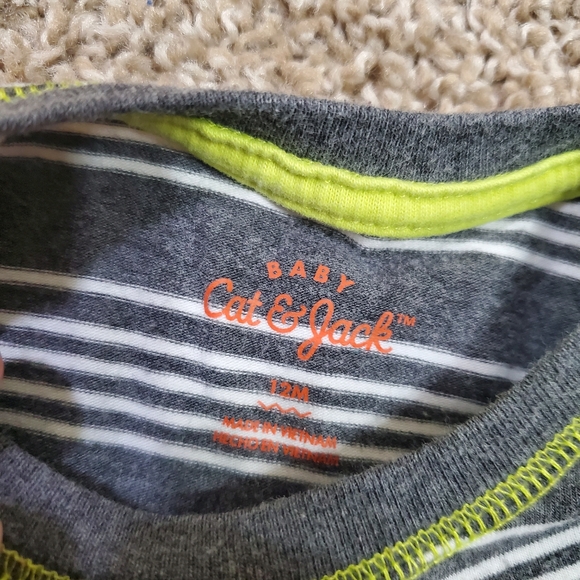 Cat and Jack Gray White Striped Short Sleeve Baby Boy One Piece  Good pre owned - Picture 4 of 5